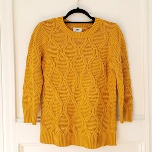 Old Navy Chunky Knit Mustard Gold Sweater, Size M